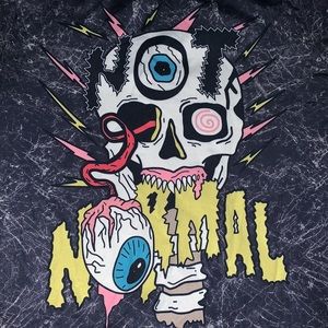 Trippy Graphic Skull Tee 💀